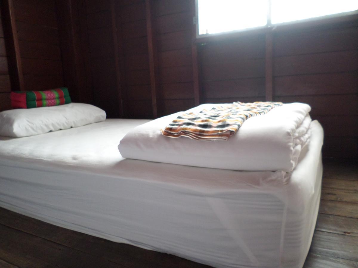 Baanwealaa Guesthouse (Adults Only) チエンマイ エクステリア 写真